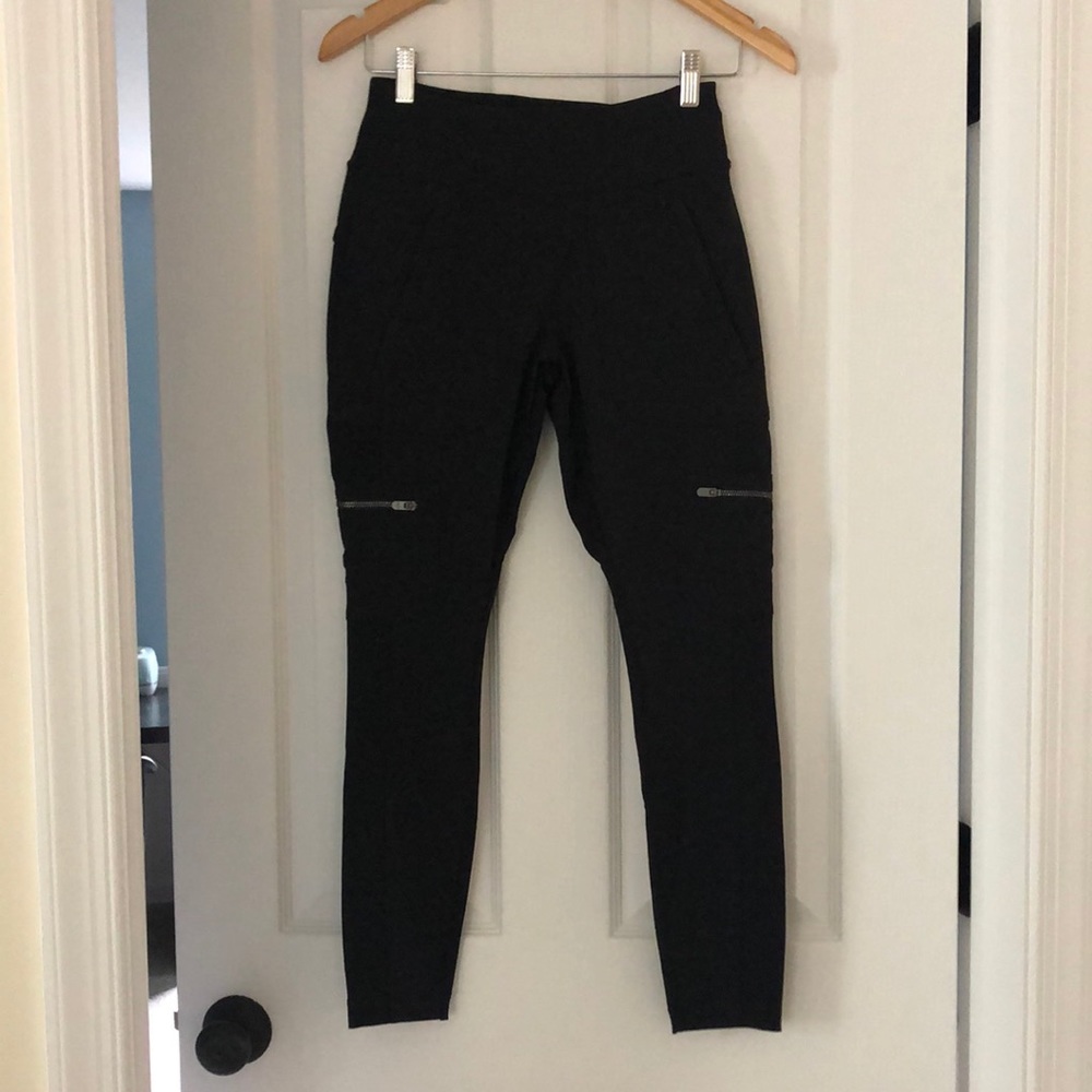 Athleta Cargo Pant Leggings